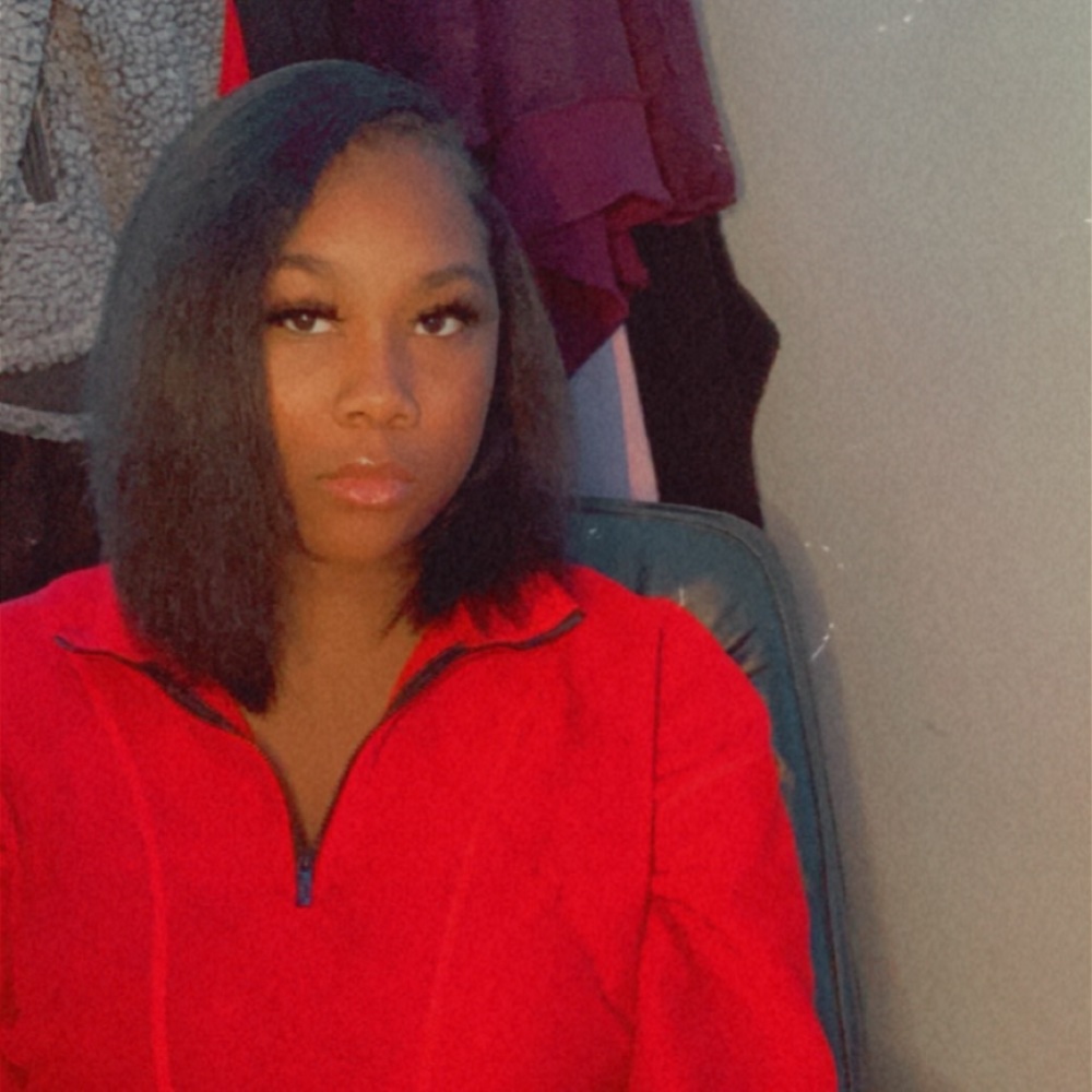 Meet your Posher, Briana